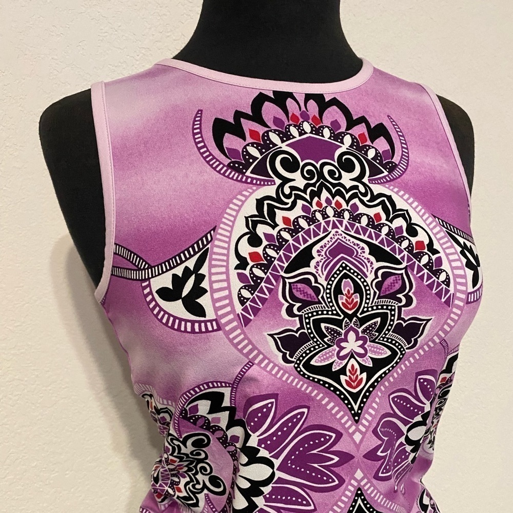 Athleta In Motion Seamless Purple Floral Print Crew Neck Tank Top Small